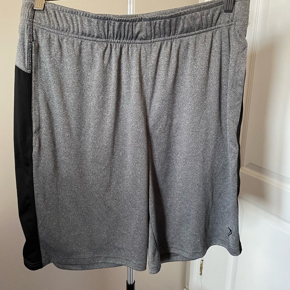 Old Navy Active Shorts - Picture 1 of 8